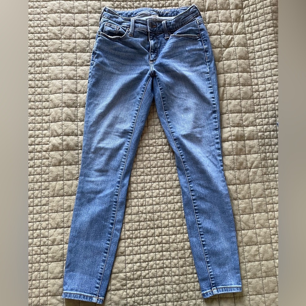 Universal Thread Women's Denim Jeans